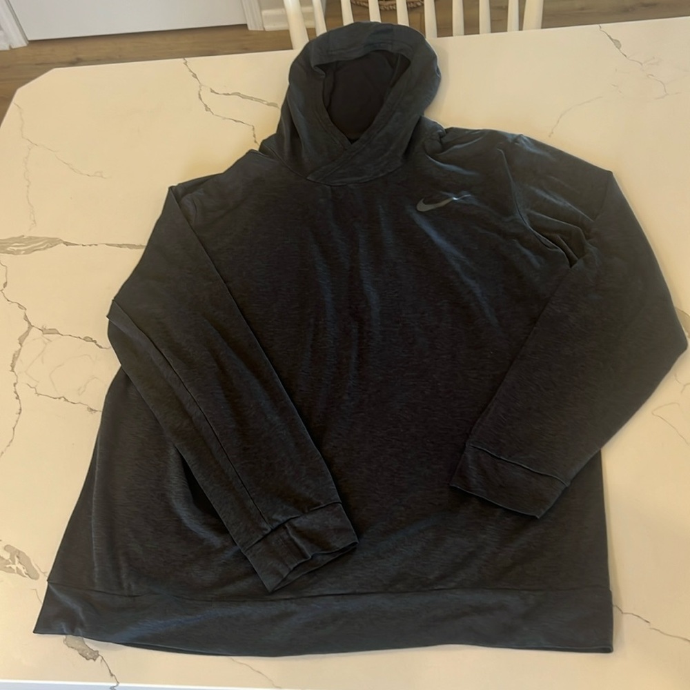 Men’s Nike Pulloever